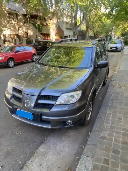 Mitsubishi Outlander 2.4 Gls At 2007 - foto 1