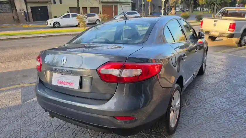 Renault Fluence 2.0 Ph2 Privilege Cvt 143Cv 2016 - foto 5