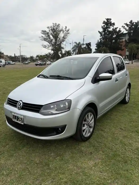Volkswagen Fox 1.6 Comfortline 2012 - foto 1