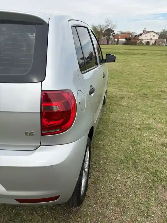 Volkswagen Fox 1.6 Comfortline 2012 - foto 5