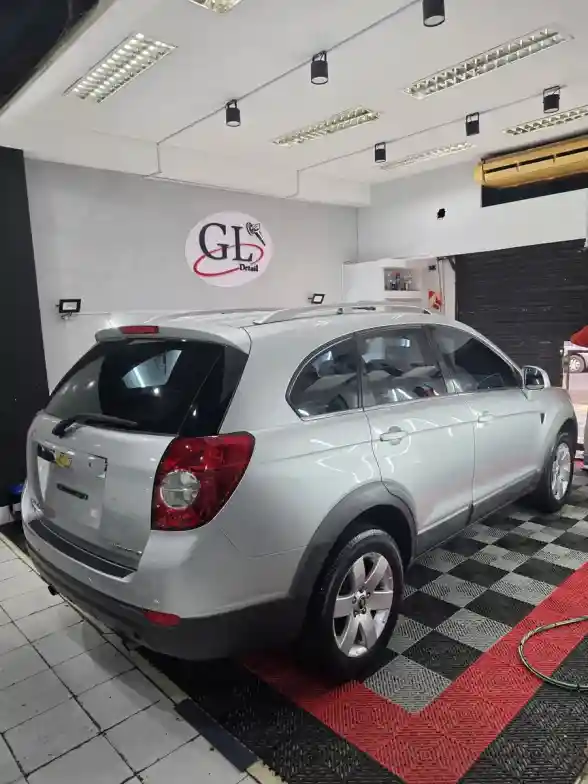 Chevrolet Captiva Ltz 2.4 5 Asientos 4X2 2010 - foto 4