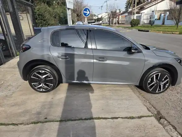 Peugeot 208 1.0T Gt 2025 - foto 4