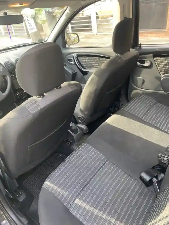 Renault Sandero 1.6 Privilege Nav 105Cv 2015 - foto 5