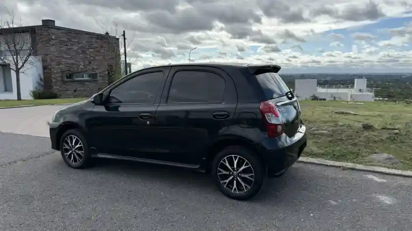Toyota Etios 1.5 Xls Pack At 2023 - foto 5