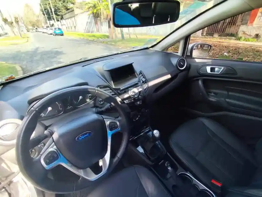 Ford Fiesta Kinetic 1.6 Titanium 120Cv 2016 - foto 5