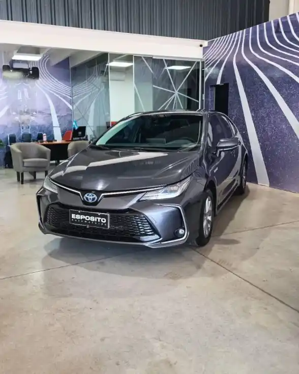 Toyota Corolla 1.8 Hev Xei Ecvt 2024 - foto 1