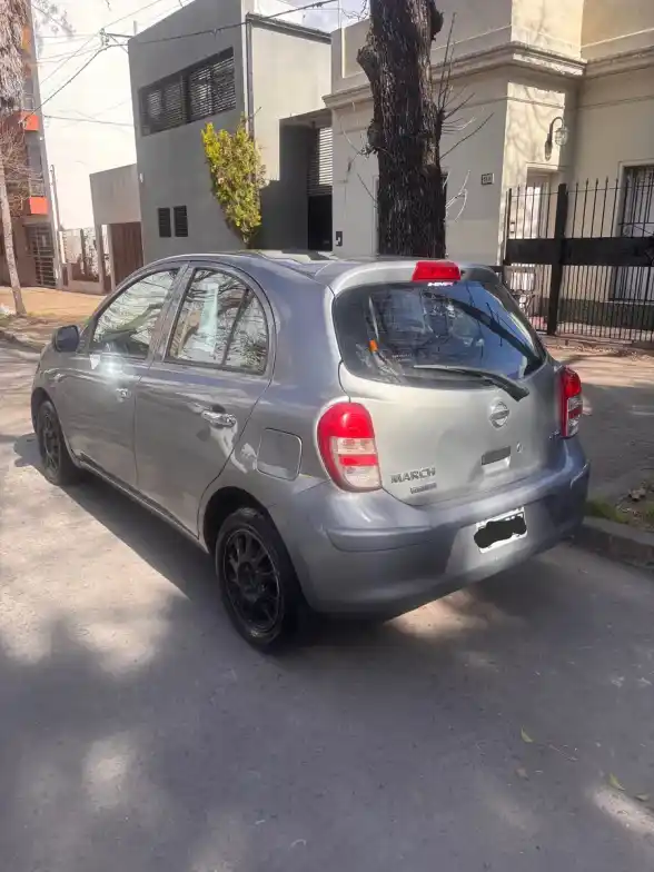 Nissan March 1.6 Active 107Cv May14 2014 - foto 4