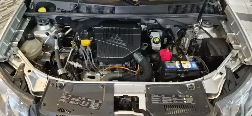 Renault Sandero 1.6 Authentique Pack I 90Cv 2015 - foto 5