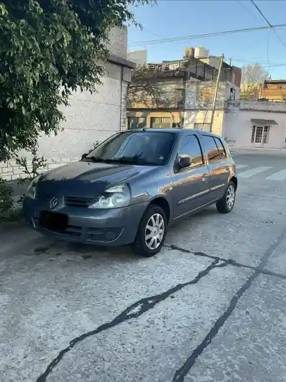 Renault Clio 1.2 Pack 2011 - foto 1