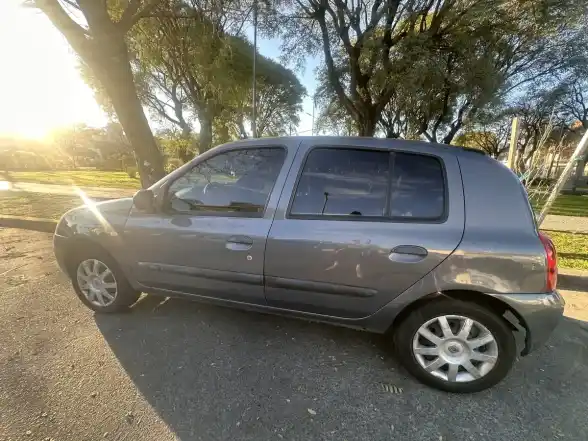 Renault Clio 1.2 Pack 2011 - foto 2