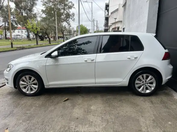 Volkswagen Golf 1.4 Comfortline Tsi 2015 - foto 2