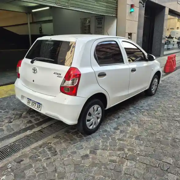 Toyota Etios 1.5 Aibo 2023 - foto 4
