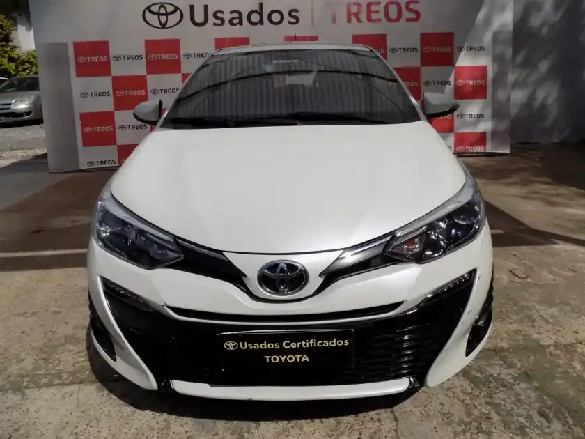 Toyota Yaris 1.5 107Cv Xls Pack Cvt 2019 - foto 2