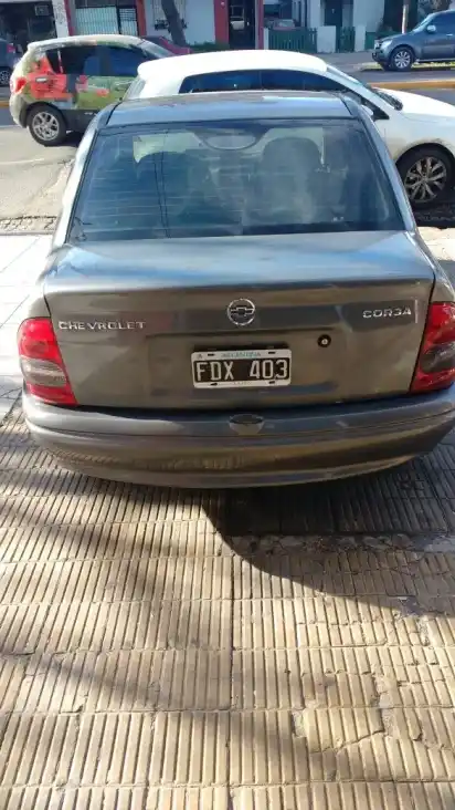 Chevrolet Corsa Classic 1.6 Gl Aa Super 2005 - foto 4