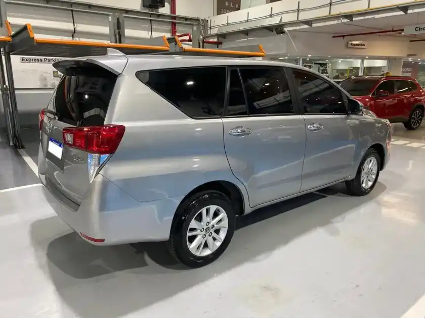 Toyota Innova 2.7 Srv 6At 8A 2019 - foto 3