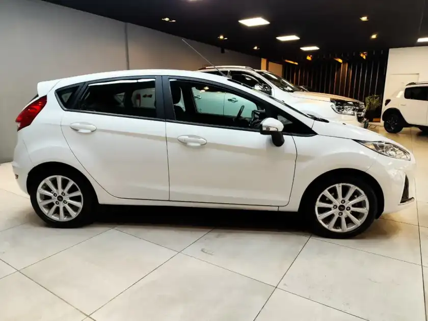 Ford Fiesta Kinetic 1.6 Se Powershift 120Cv 2018 - foto 5