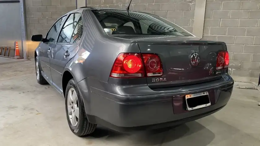 Volkswagen Bora 2.0 Trendline 115Cv 2013 - foto 4