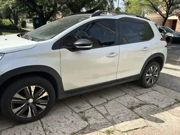 Peugeot 2008 1.6 Feline Tiptronic 2019 - foto 2