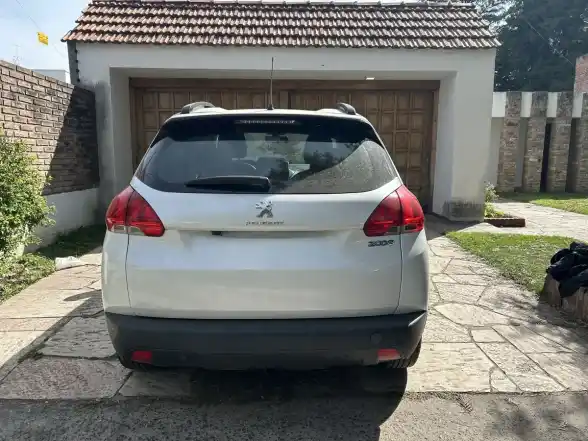 Peugeot 2008 1.6 Feline Tiptronic 2019 - foto 3