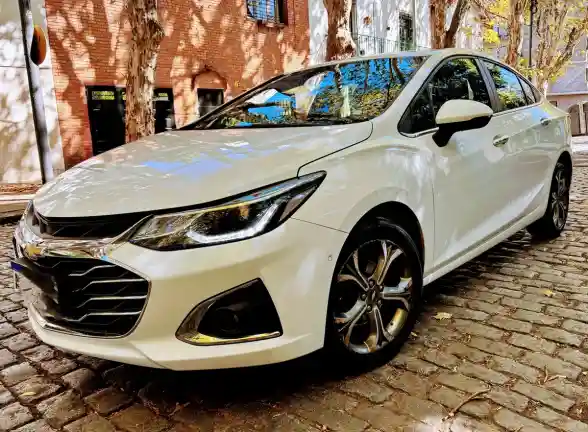 Chevrolet Cruze 1.4 Premier At Sedan 2020 - foto 1