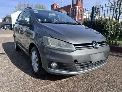 Volkswagen Suran 1.6 Trendline Pro.cre.auto 2015 - foto 1