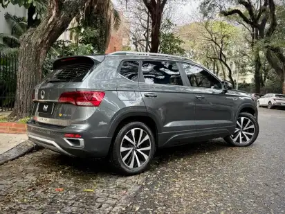 Volkswagen Taos 1.4 250 Tsi Highline 2022 - foto 4