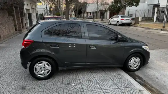 Chevrolet Onix 1.4 Joy Ls 98Cv 2018 - foto 5