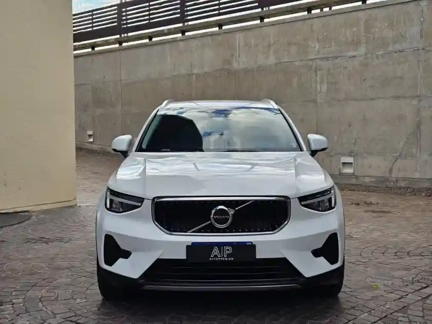 Volvo Xc40 2.0 Mhev B4 Plus Fwd 2024 - foto 2