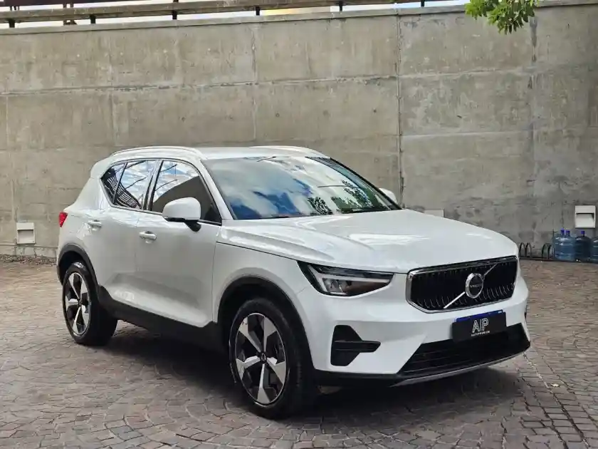 Volvo Xc40 2.0 Mhev B4 Plus Fwd 2024 - foto 3