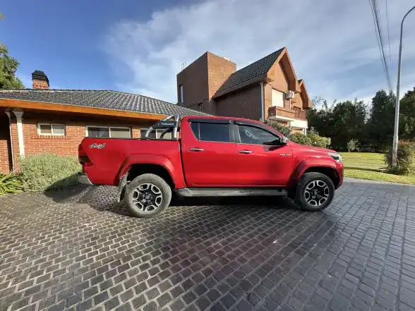 Toyota Hilux Pick-Up 2.8 Cd Srx 204Cv 4X4 At 2024 - foto 4