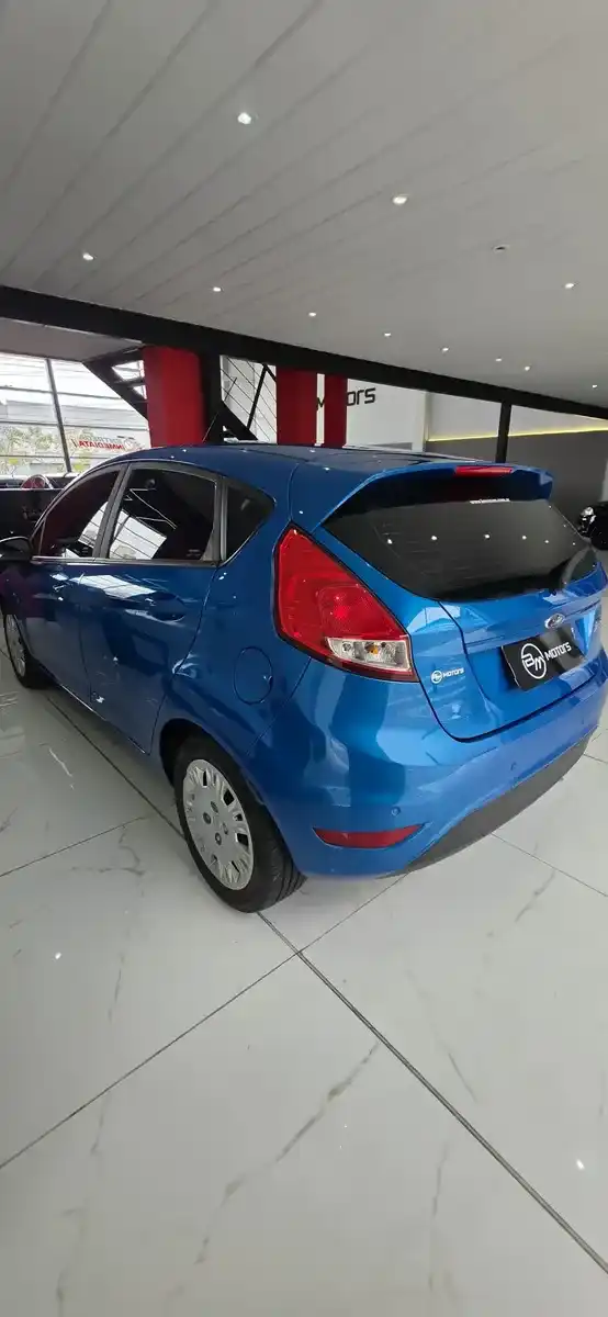 Ford Fiesta Kinetic 1.6 Titanium 120Cv 2015 - foto 5