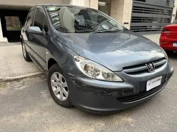 Peugeot 307 2.0 Xt Premium Tip. 2004 - foto 4