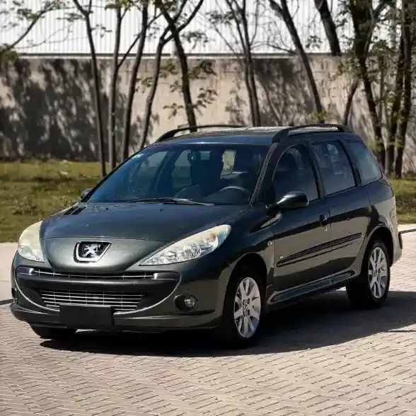 Peugeot 207 Compact Sw 2.0 Xt Hdi 2011 - foto 1
