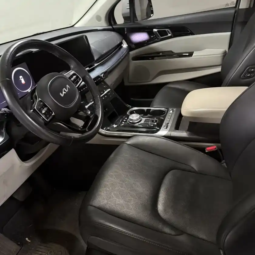 Kia Carnival 2.2 Crdi Ex Premium 2023 - foto 5