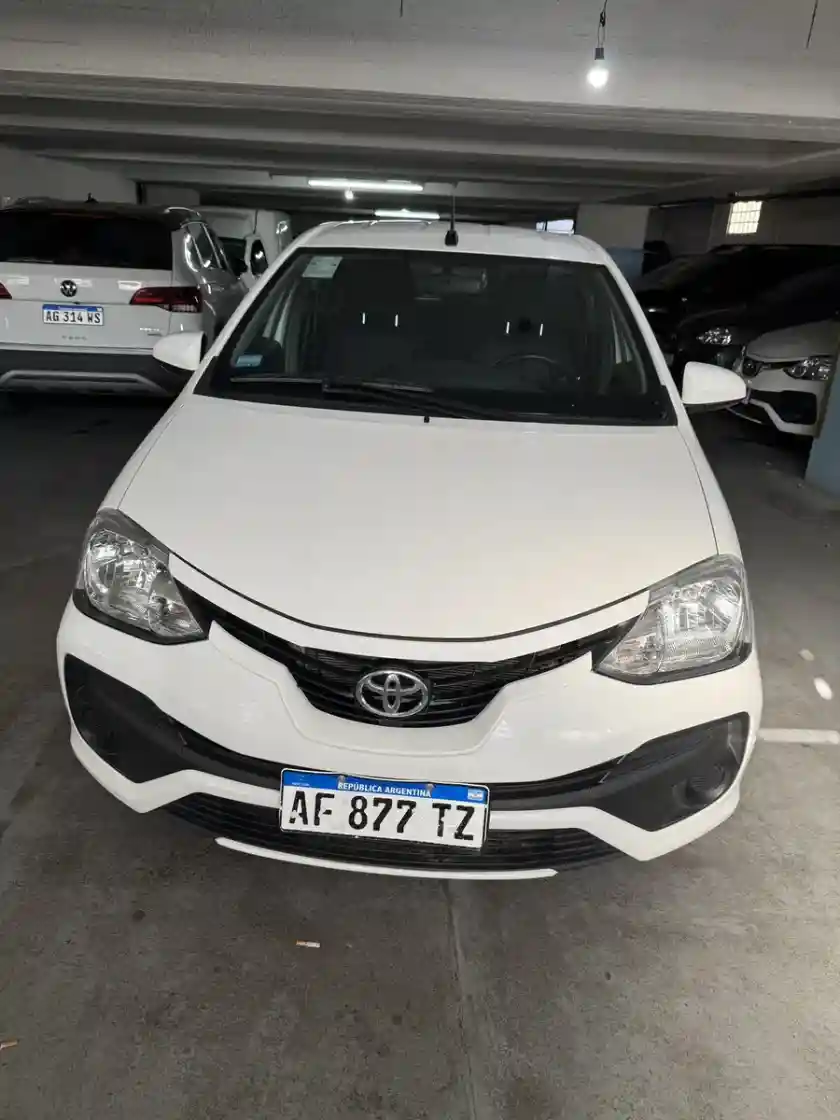 Toyota Etios 1.5 X 6Mt My19 2023 - foto 3