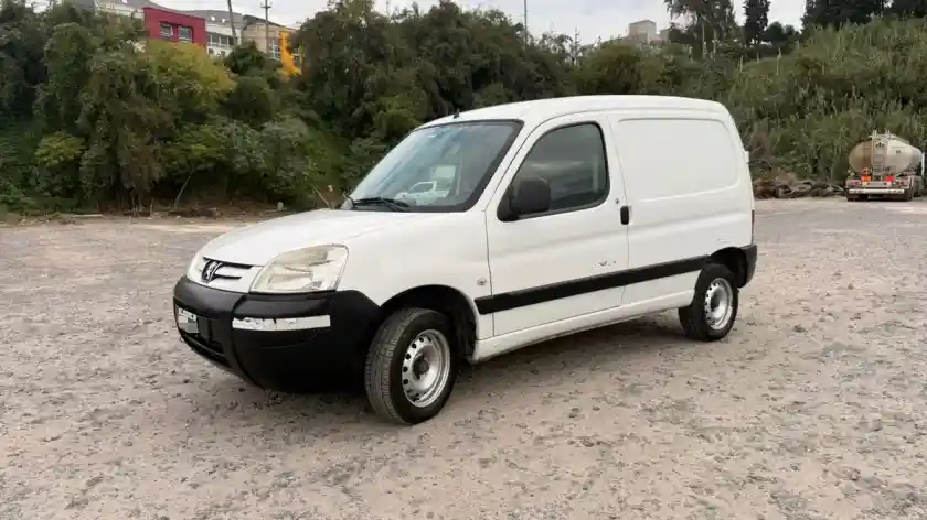 Peugeot Partner Furgon 1.4 Presence 2011 - foto 1