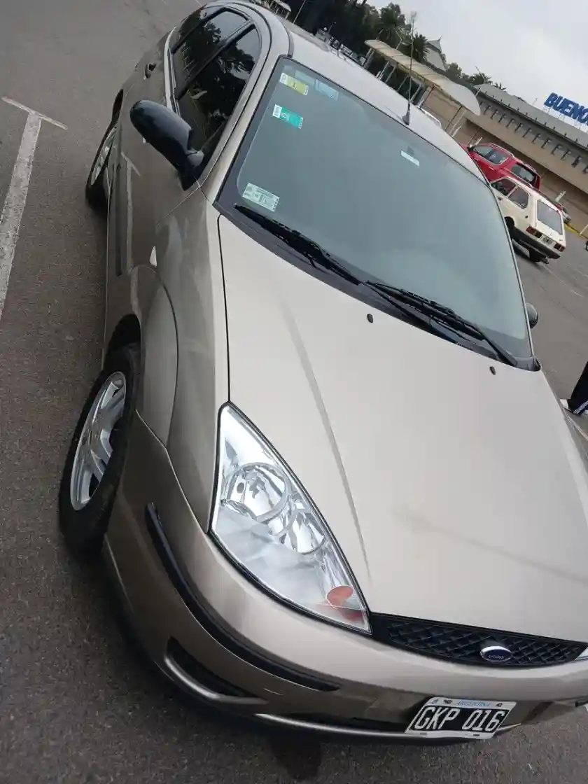 Ford Focus 1.6 Edge 2007 - foto 4