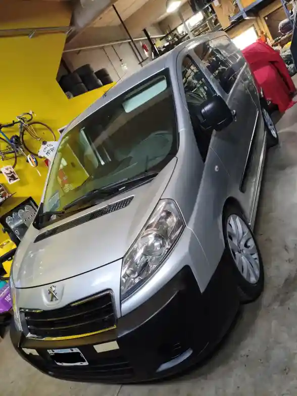Peugeot Expert 2.0 Hdi Confort 2014 - foto 2