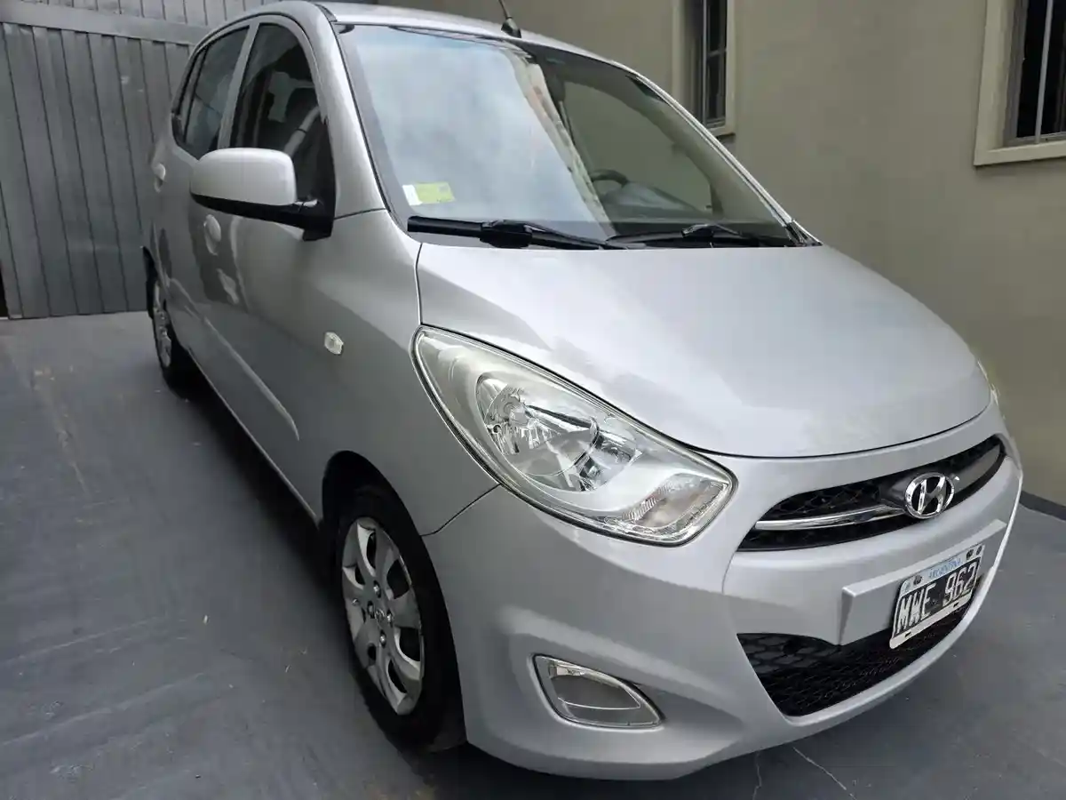 Hyundai I10 1.2 Gls Seguridad L At 2013 - foto 1
