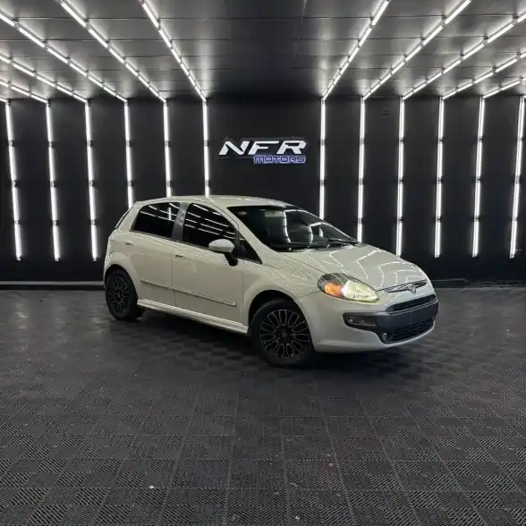 Fiat Punto 1.6 Sporting 2014 - foto 1