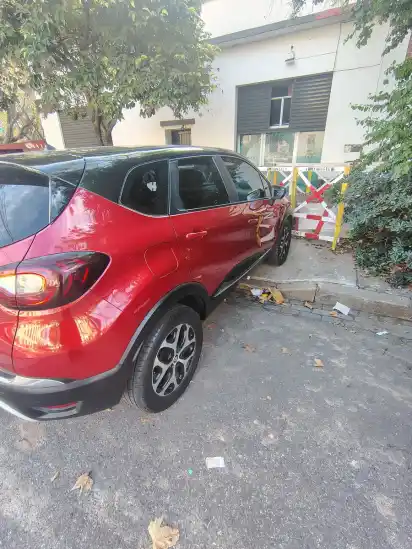 Renault Captur 2.0 Intens Manual 2017 - foto 3