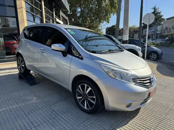 Nissan Note 1.6 Exclusive 110Cv Cvt 2017 - foto 2