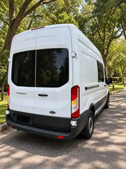 Ford Transit 2.2 Furgon Largo Te 2024 - foto 5