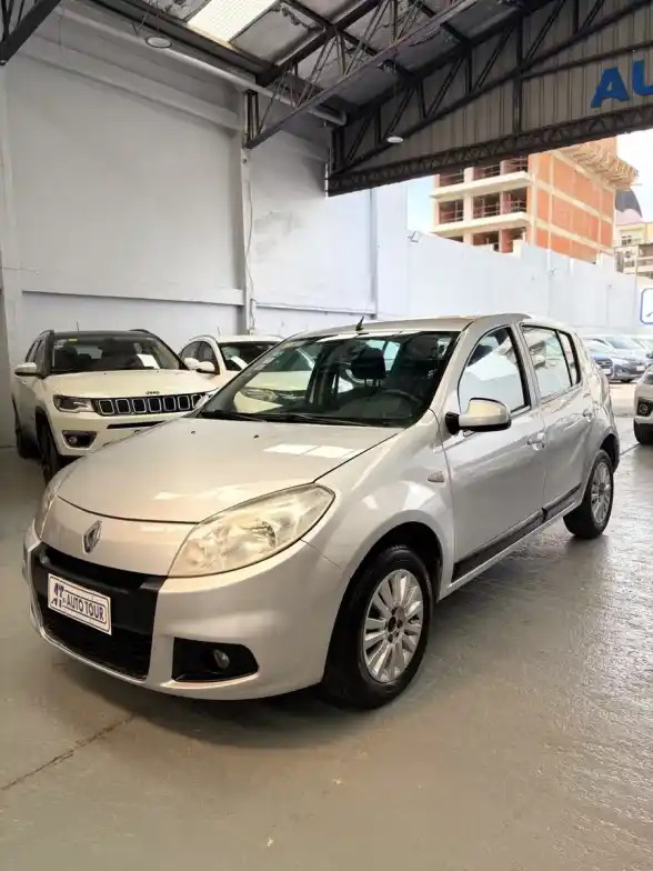 Renault Sandero 1.6 Privilege Nav 105Cv 2013 - foto 1