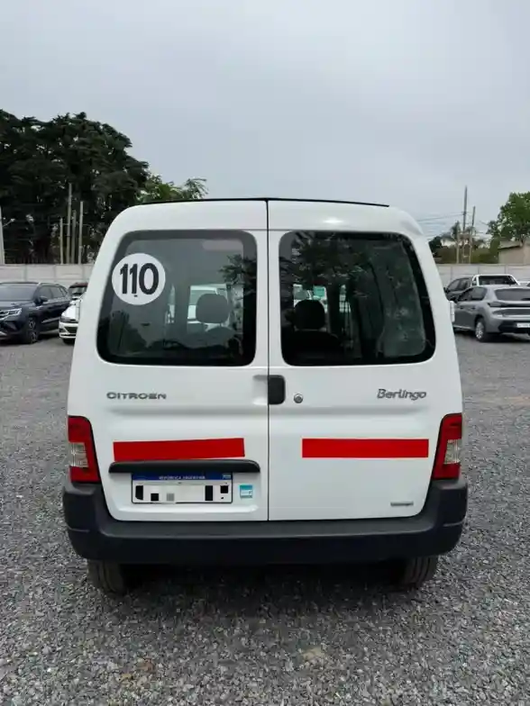 Citroën Berlingo Furgon 1.6 Hdi 92 Bussines 2023 - foto 5
