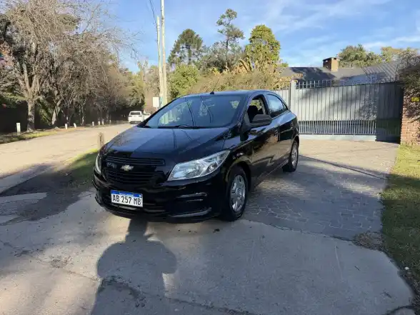 Chevrolet Onix 1.4 Lt 98Cv 2017 - foto 1