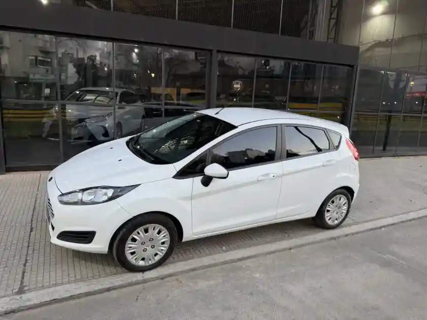 Ford Fiesta 1.6 S Mt 5 Puertas 2017 - foto 2