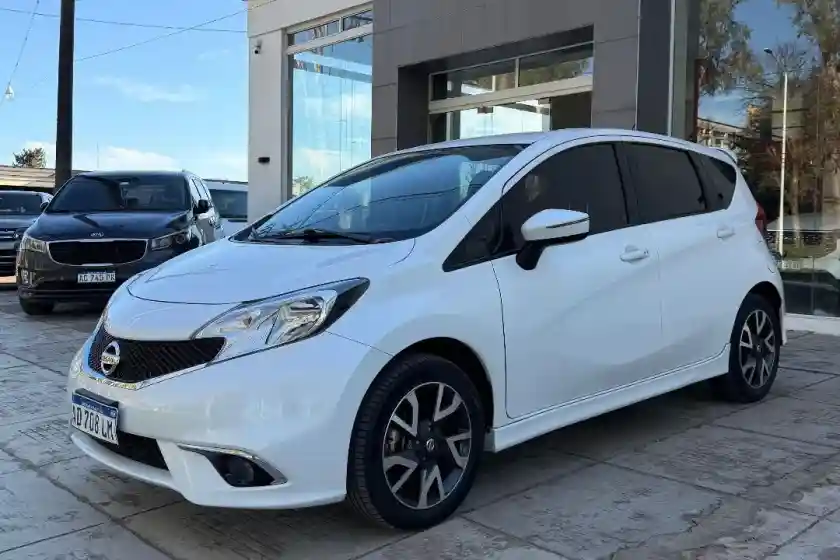 Nissan Note 1.6 Sr 110Cv Cvt 2019 - foto 1
