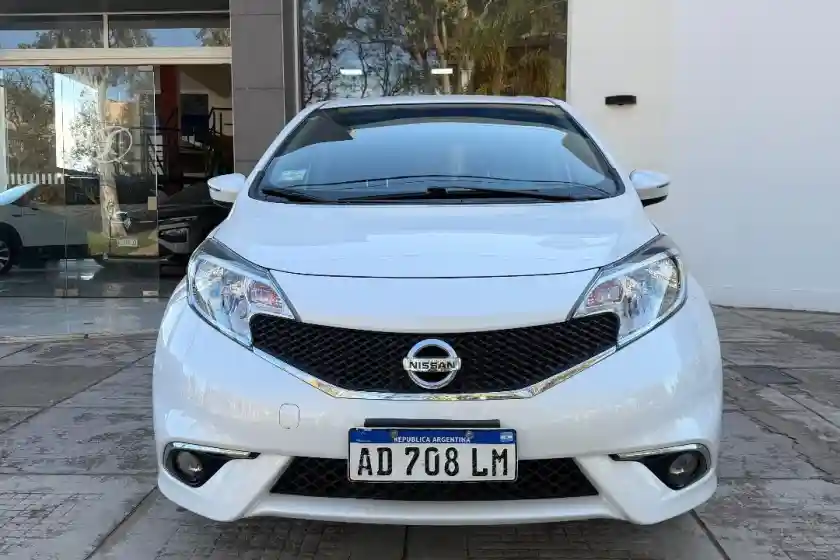 Nissan Note 1.6 Sr 110Cv Cvt 2019 - foto 2