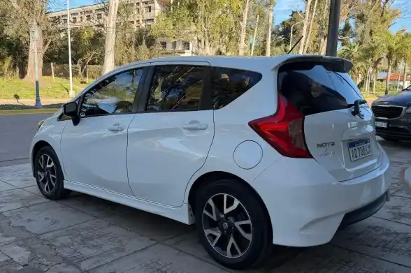 Nissan Note 1.6 Sr 110Cv Cvt 2019 - foto 5